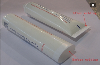 welding samples from ultrasonic tubes sealer saldatura con campioni.jpg