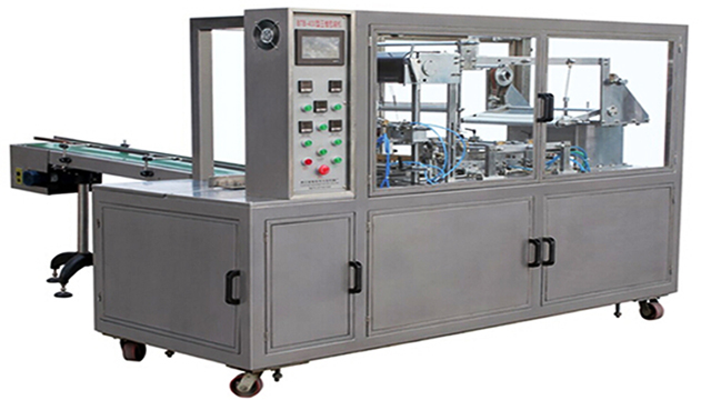 macchinario di sovraimballaggio.jpg