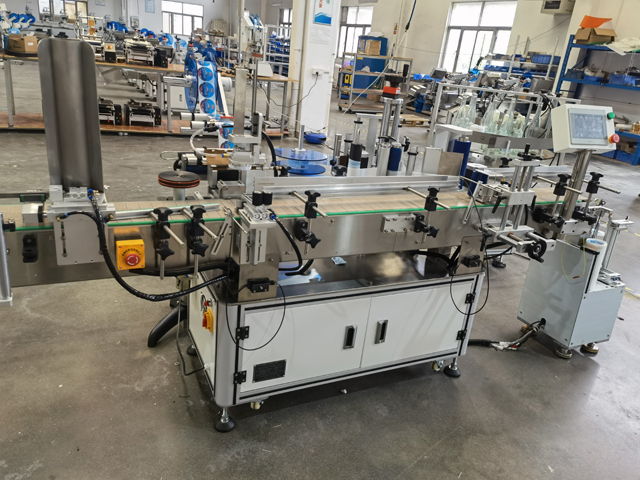 dettagli della macchina etichettatrice (2).jpg