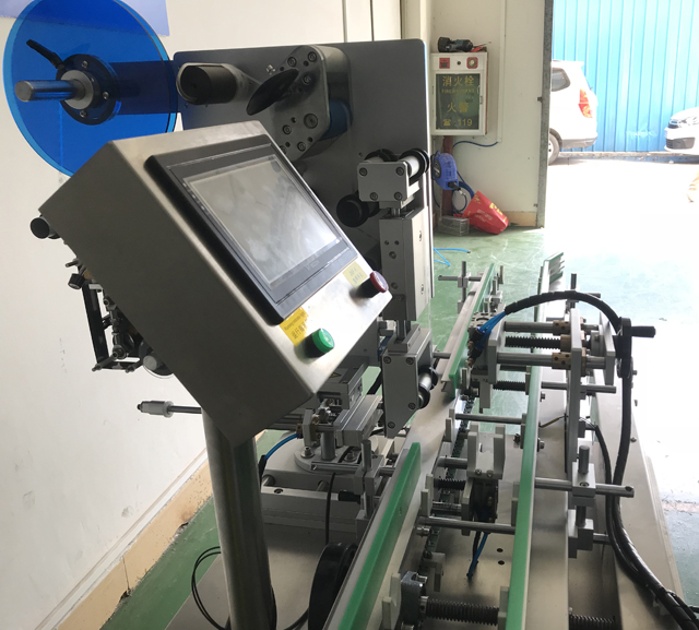 immagine laterale sul modello etichettatrice VK-LBL.jpg