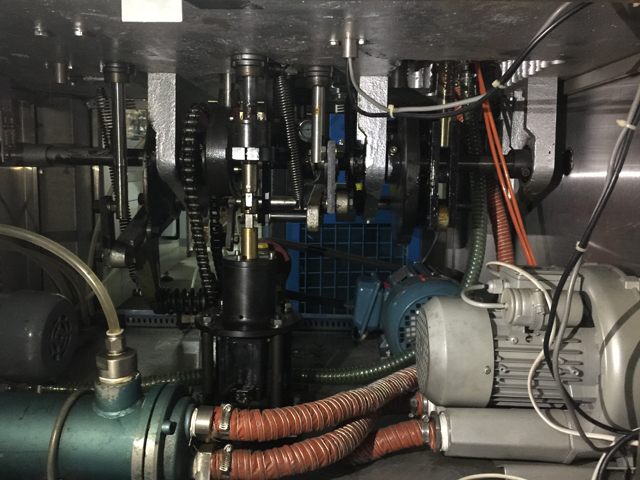 internal structure for filling sealing machines tubi riempimento sigillatura all'interno della macchina.jpg