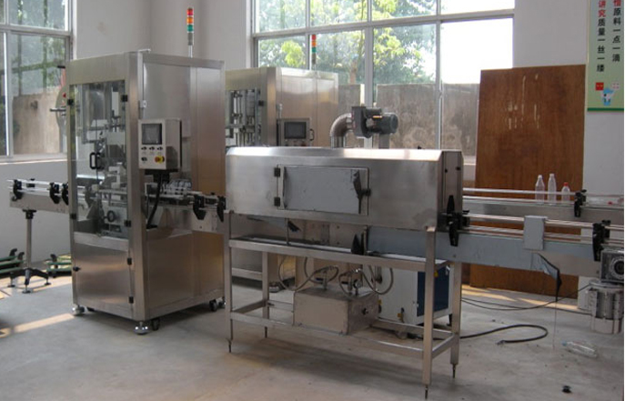 sleeve labeler equipments etichettatura-manica-4.jpg