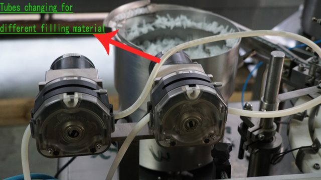 bottiglie di vetro riempimento tappatura (5).jpg