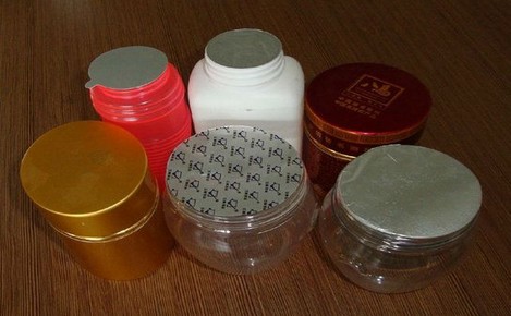 plastic bottles samples after being sealed induzione.jpg