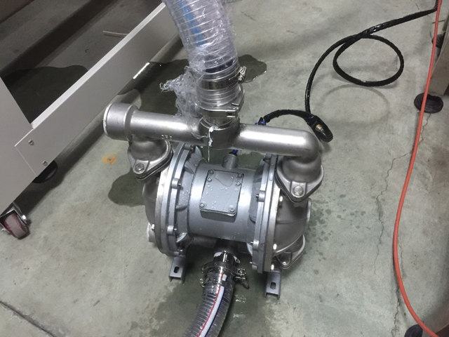 pompa di trasferimento per materiali di riempimento (1).JPG