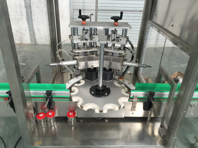 tappi tappatura sottovuoto con sistema automatico.jpg