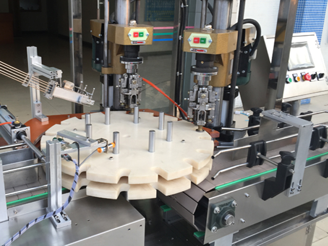 capping head tappatore a vite a doppia testa.jpg