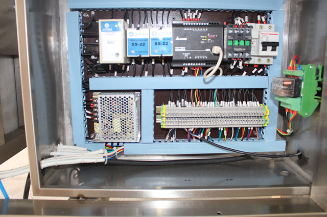 dentro bottiglie unscrambler.jpg