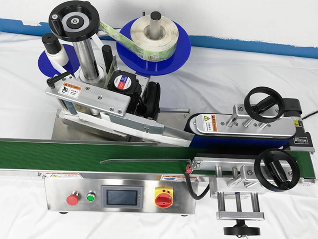 Etichettatrice da tavolo