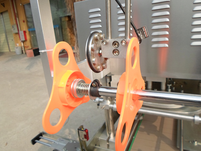 film roller rullo per caricamento pellicola sigillante.jpg