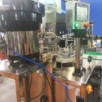 Linea di riempimento e tappatura per piccole bottiglie monoblocco personalizzate di liquidi elettronici