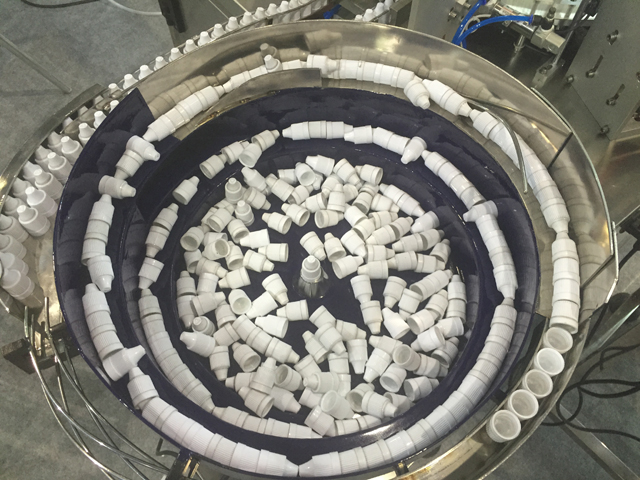 vibratore per riempimento e-liquid.jpg