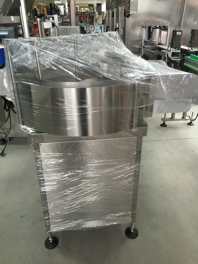 bottiglie tavoli.jpg