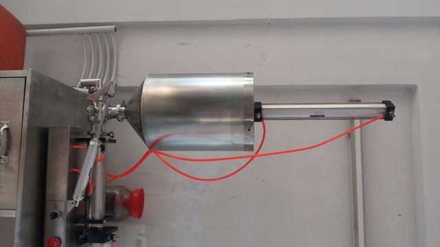 parte pneumatica per macchina riempitrice.jpg