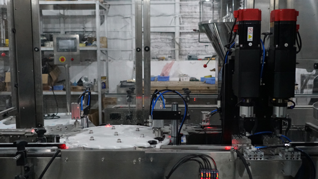 macchina tappatrice.JPG