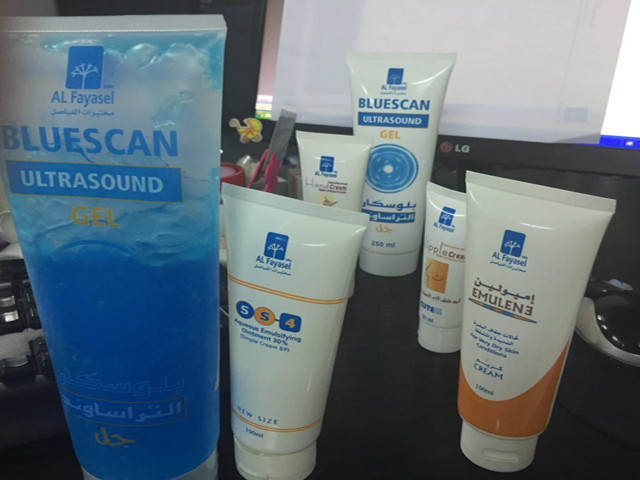 campioni di tubi per ripieno di crema.jpg