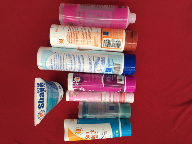 4 tubes in a row sealing samples TUBI SIGILLANTI 4 DI FILA.jpg