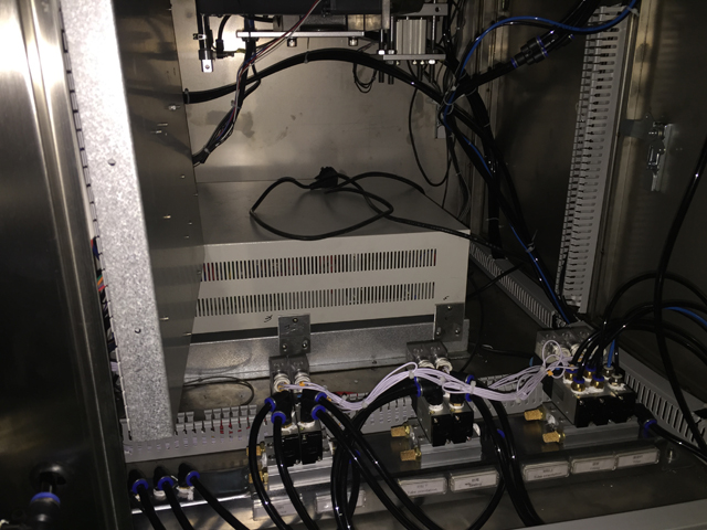 tubes filling sealing machine scatole elettriche per il riempimento di tubi di apparecchiature di tenuta.jpg