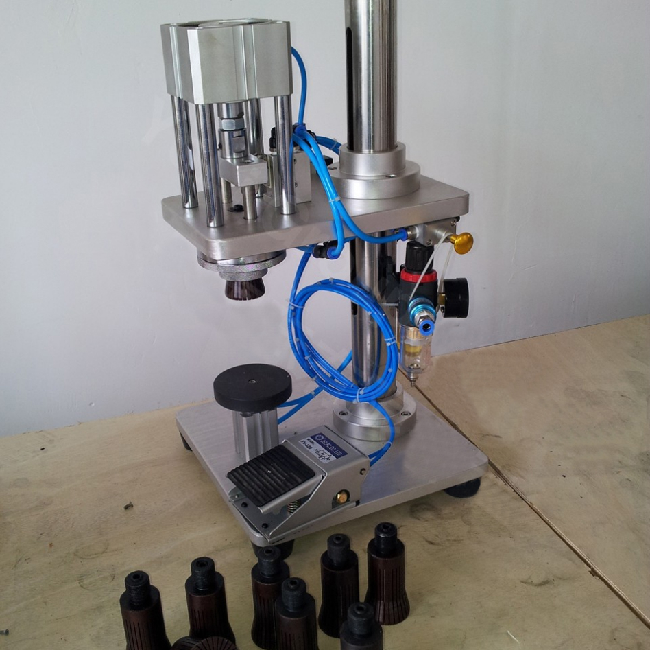 manual crimping machine for glass bottles attrezzatura di tappatura pneumatica semi automatica pneumatic.jpg
