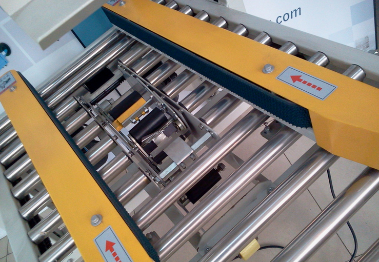 carton sealing stainless steel roll primo piano per macchina sigillatrice di cartoni semi automatica.jpg