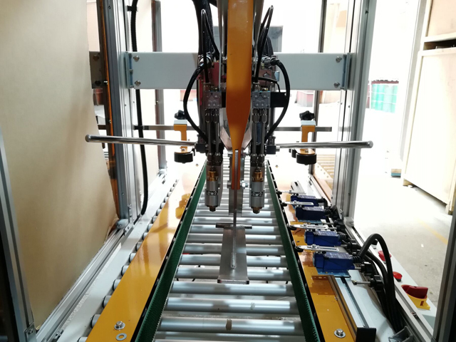 CARTON Dettagli di sigillatura.jpg