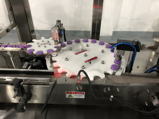 touch screen per macchina tappatrice (1).JPG